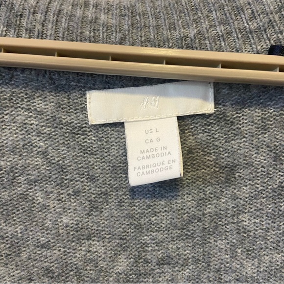 H&M grey cardigan size large women's - Picture 4 of 4